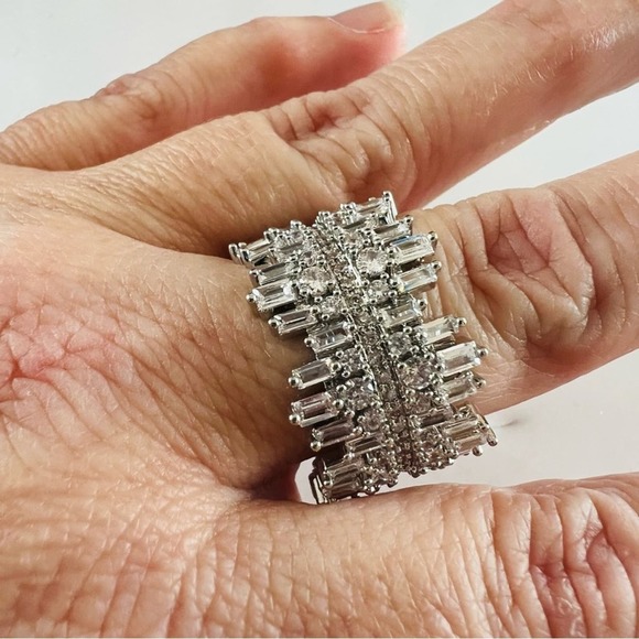 Tipsy's Favorite Brutalist CZ Ring 11 NEW - Picture 9 of 9